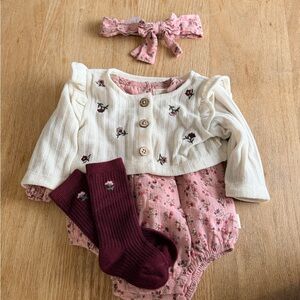 NWOT, Tahari 4-Piece Baby Pink Floral Set, 6-9 Months